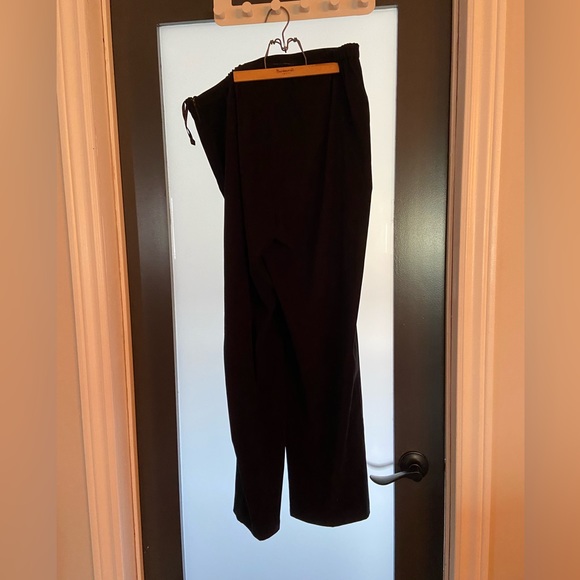 Women’s two piece pant set.  Size 18 Sag Harbour Dress made in Indonesia - Picture 5 of 7